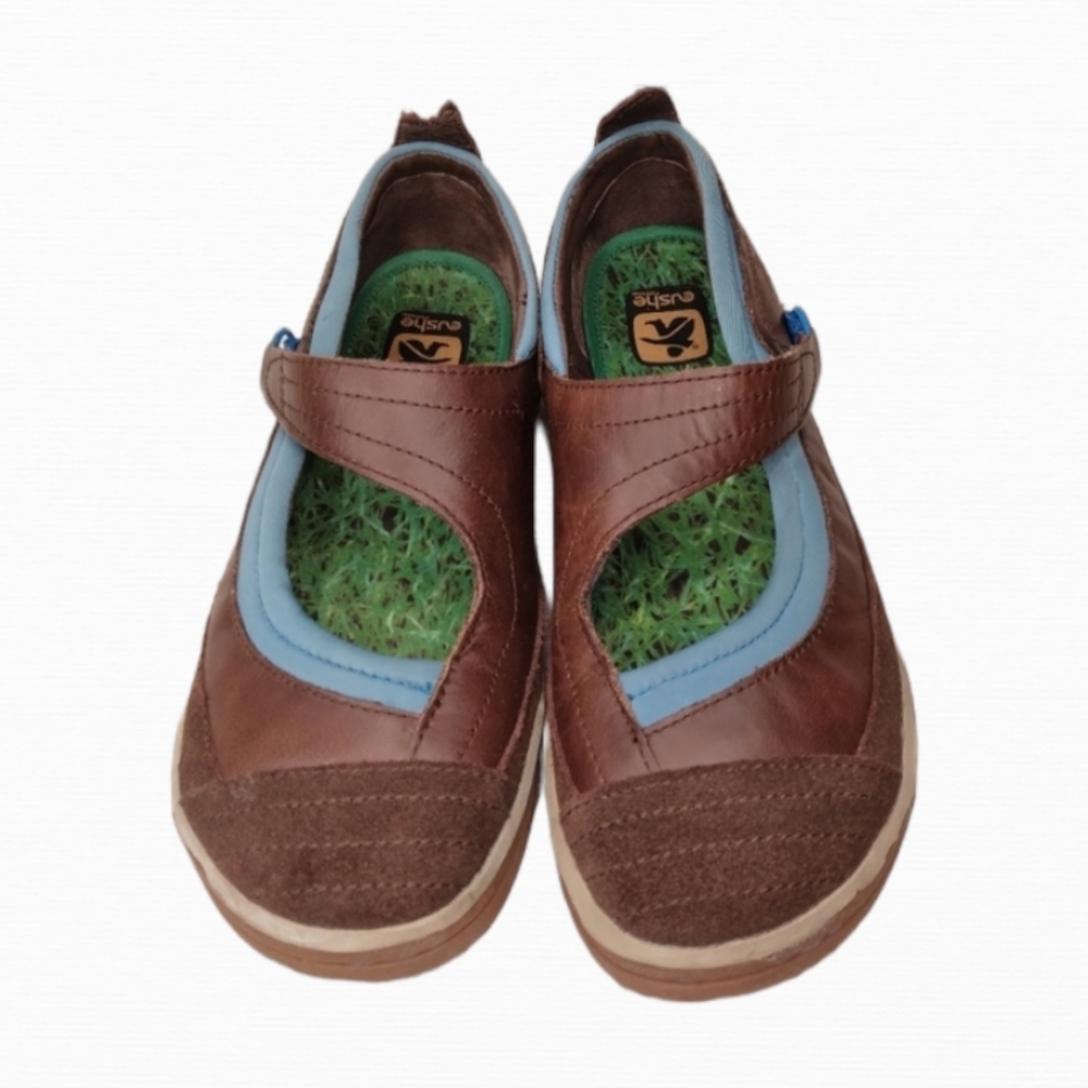 Cushe Manika Willow brown and blue leather Mary Jane walking flats size 8